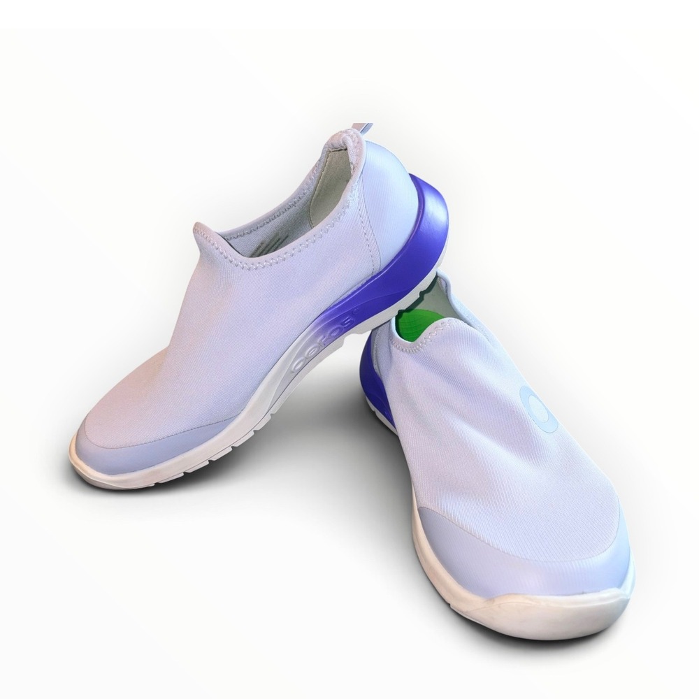 OOFOS OOmg Low Shoe Size 9.5 White Purple Recovery Slip On Mesh Sneakers